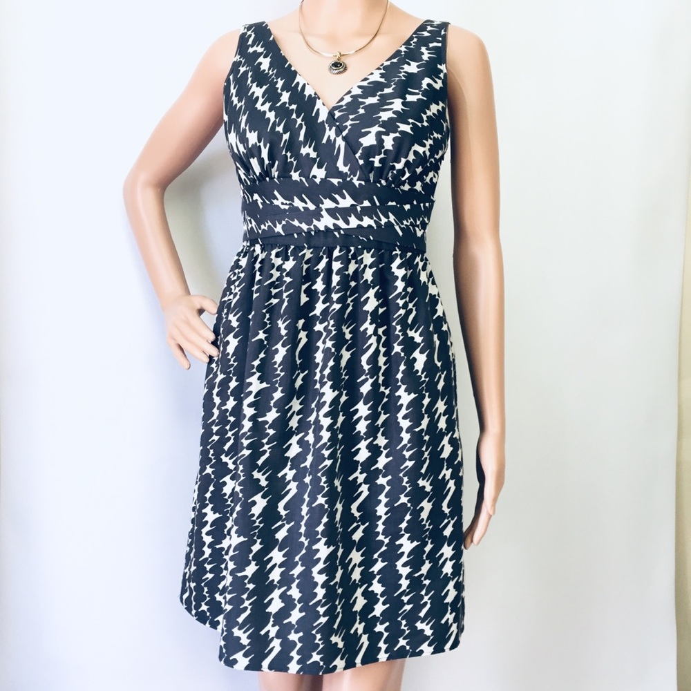 Ann Taylor Silk Blend Gray Cream Dress